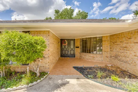 4424 Foxfire Way