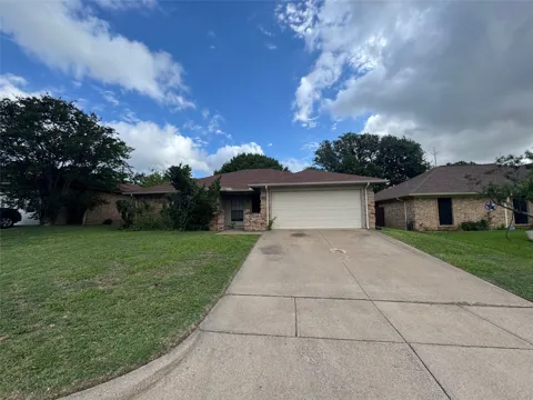 1940 WILLOW VALE DRIVE