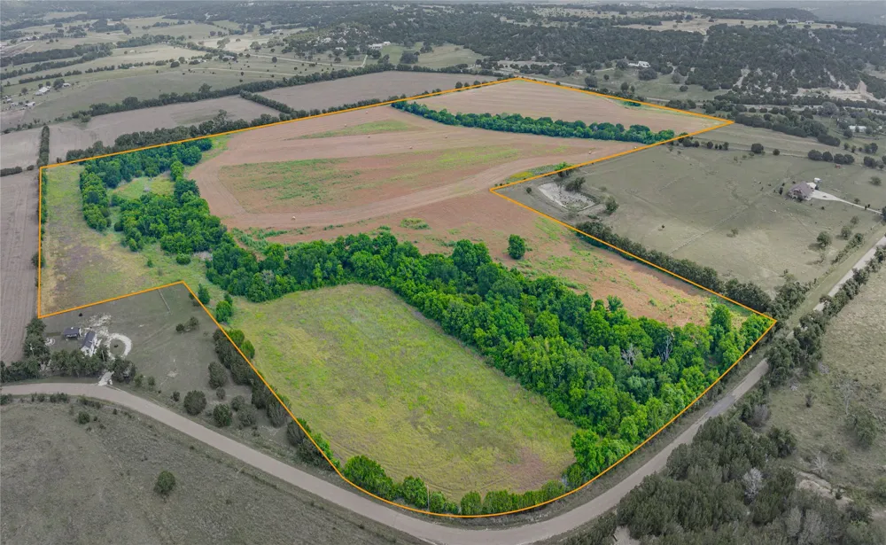 FM 2136 ROAD Clifton, TX 76634