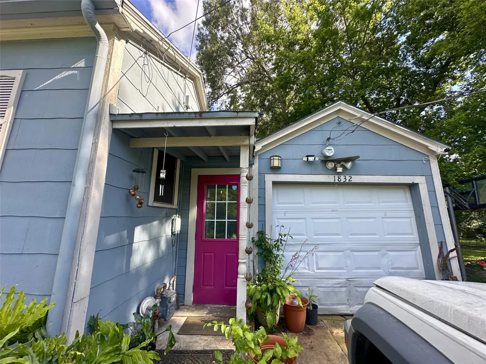 1832 E Polk Paris, TX 75460