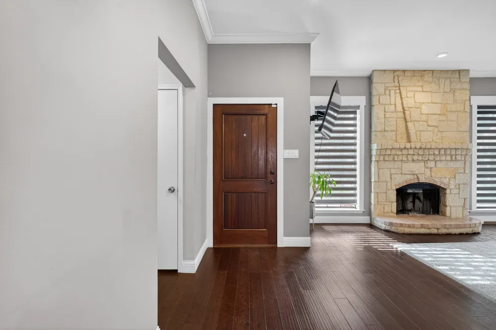 6928 Mountain Cedar Lane Dallas, TX 75236
