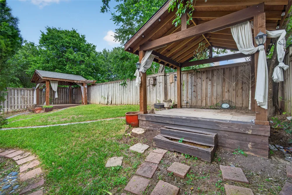 6928 Mountain Cedar Lane Dallas, TX 75236