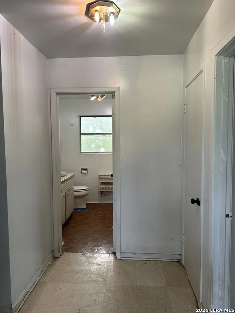 9 Sky Line Dr Comfort, TX 78013