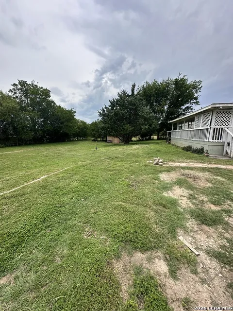 9 Sky Line Dr Comfort, TX 78013