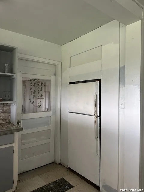 9 Sky Line Dr Comfort, TX 78013