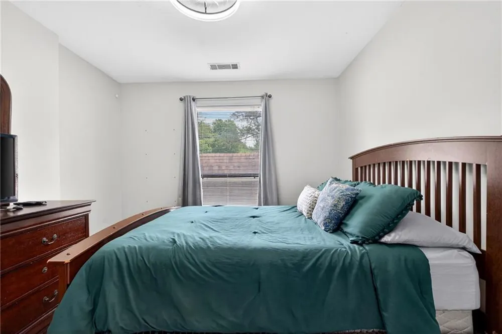 6393 Hawthorne Terrace Peachtree Corners, GA 30092
