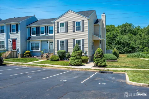 15 Gwizdak Court