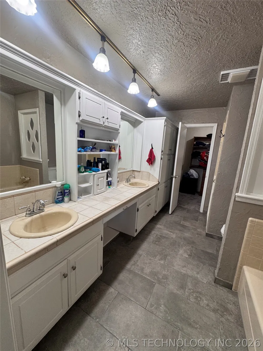 2607 Greenbriar Seminole, OK 74868