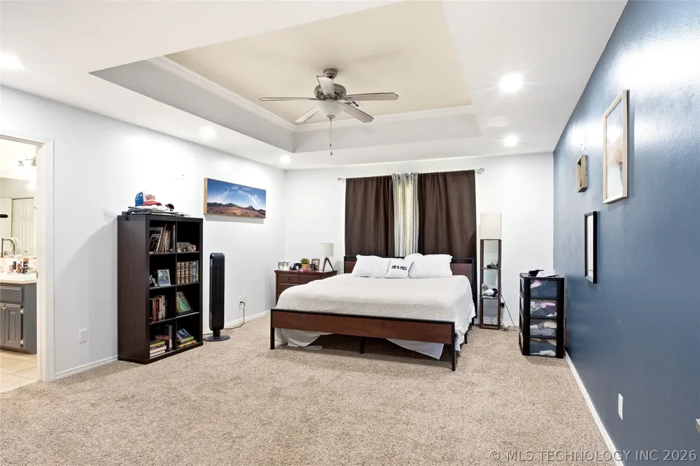 905 Kentucky Derby Sallisaw, OK 74955