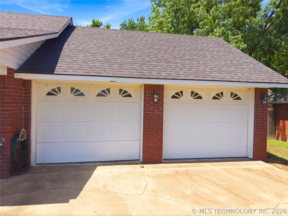 905 Kentucky Derby Sallisaw, OK 74955