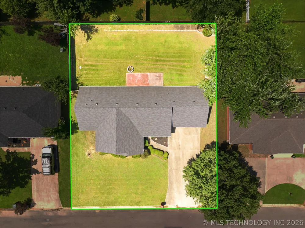 905 Kentucky Derby Sallisaw, OK 74955