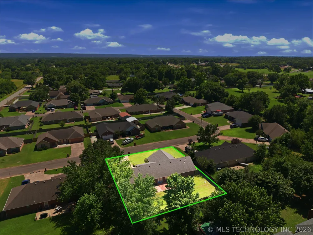 905 Kentucky Derby Sallisaw, OK 74955