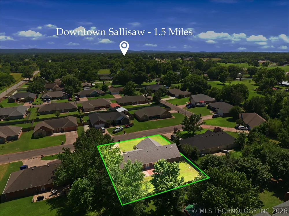 905 Kentucky Derby Sallisaw, OK 74955