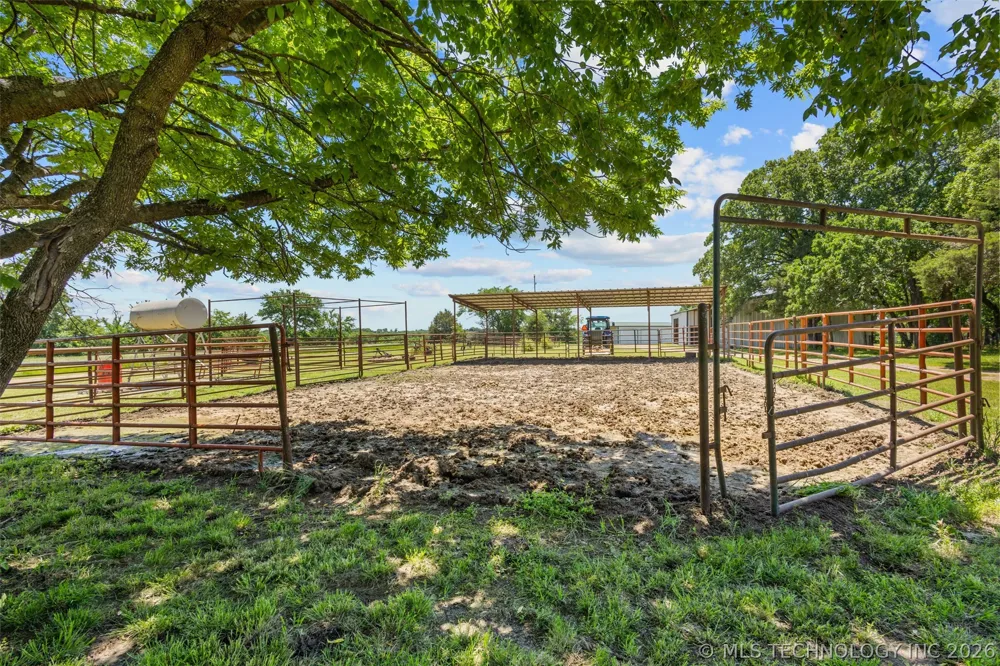 37969 County Road 1590 Coalgate, OK 74538