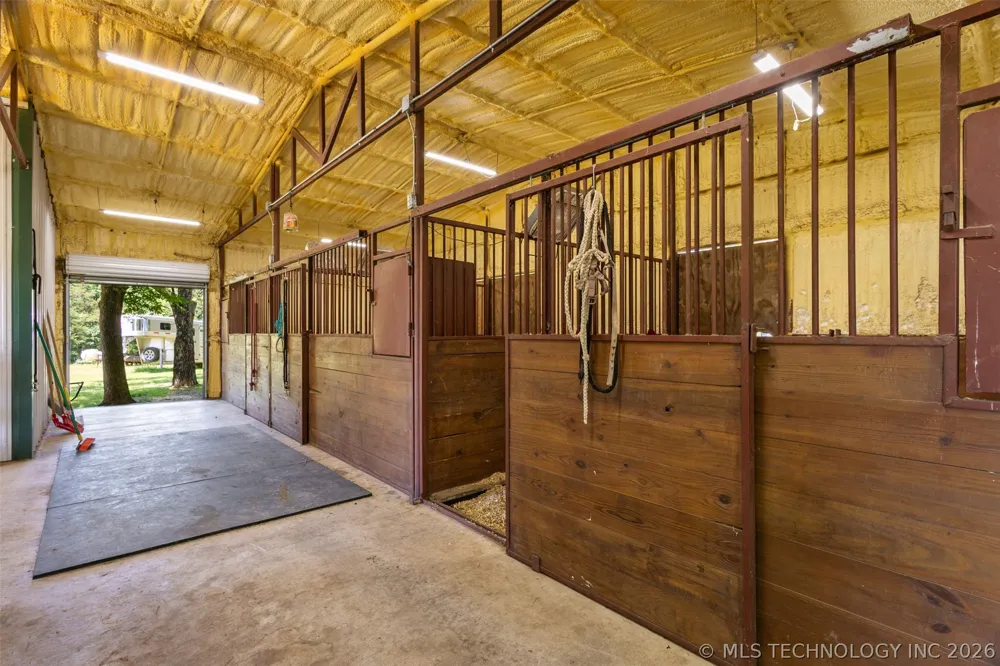 37969 County Road 1590 Coalgate, OK 74538