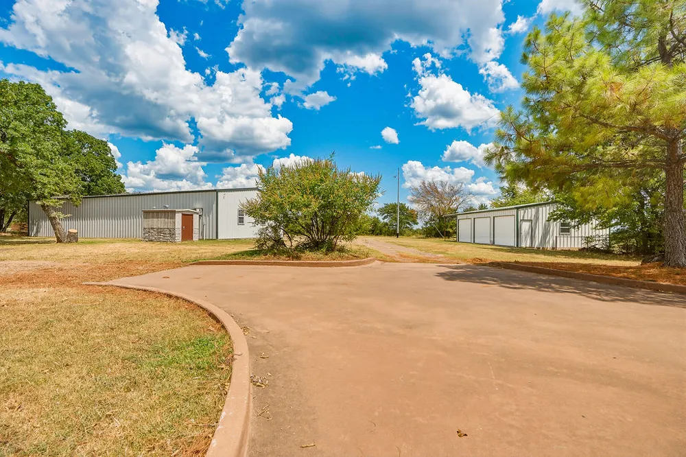 37969 County Road 1590 Coalgate, OK 74538