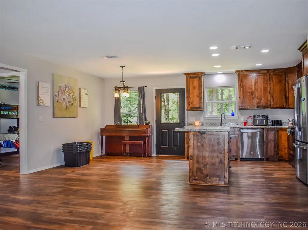420557 E 1918 ROAD Antlers, OK 74523