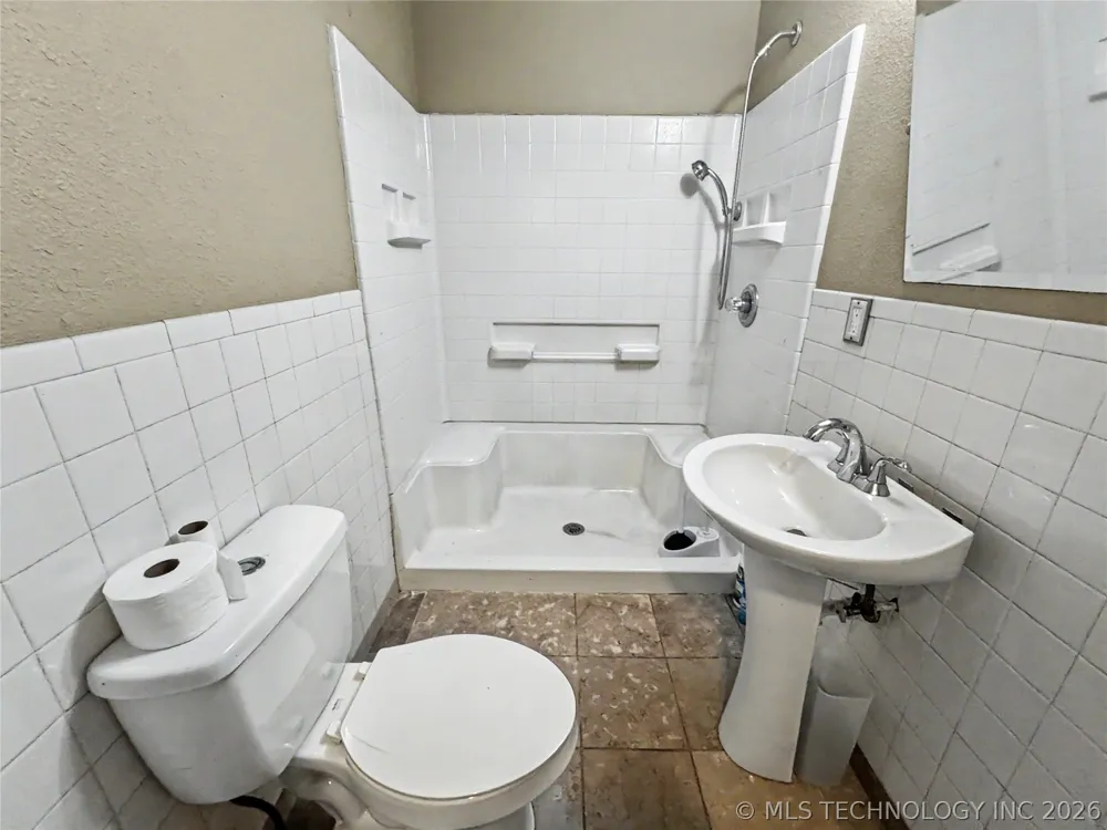 202 National Boulevard Fort Gibson, OK 74434