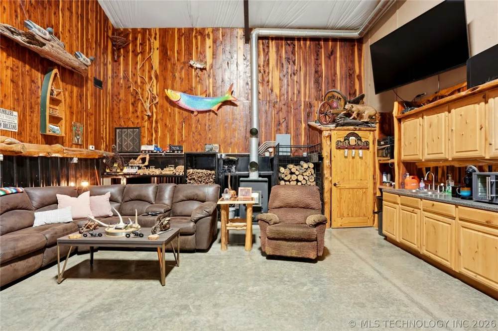 448622 E 978 ROAD Vian, OK 74962