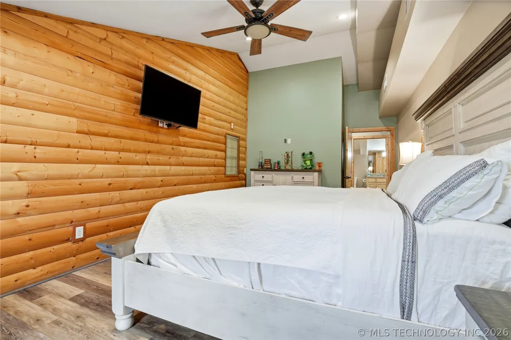 448622 E 978 ROAD Vian, OK 74962