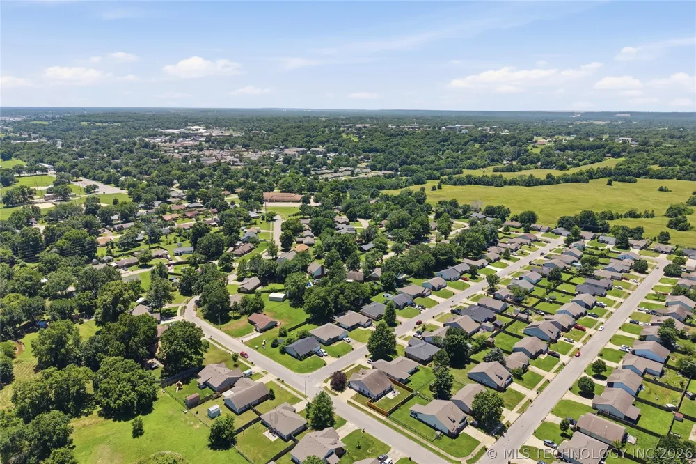 1005 W 21st Street Claremore, OK 74017