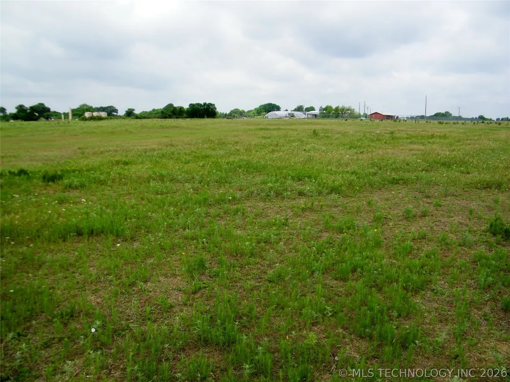 24148 E County Road 1670 Elmore City, OK 73433