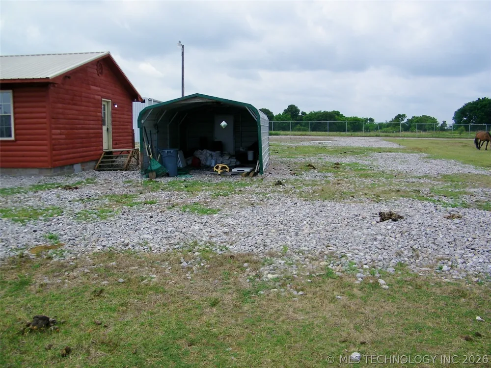 24148 E County Road 1670 Elmore City, OK 73433