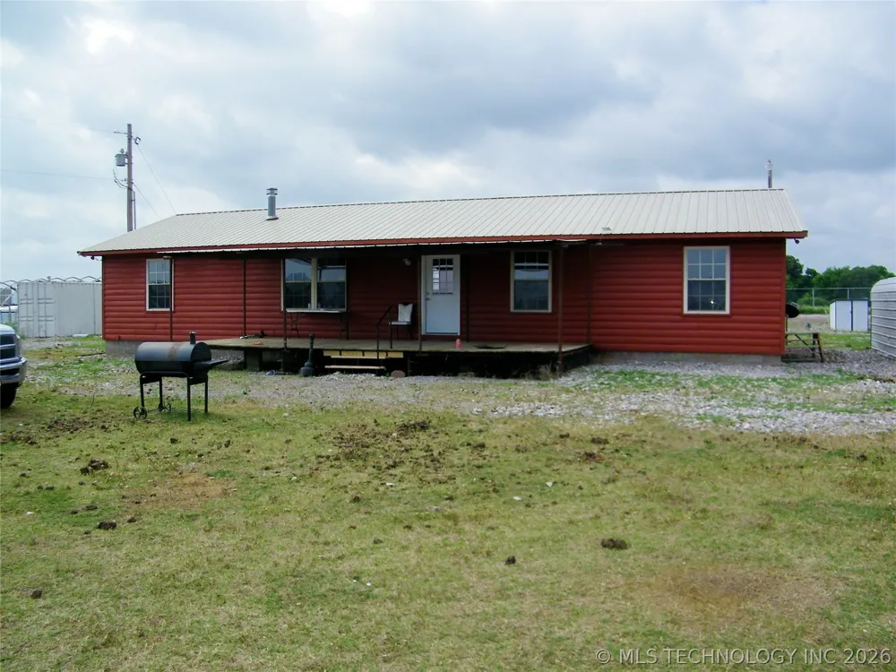 24148 E County Road 1670 Elmore City, OK 73433