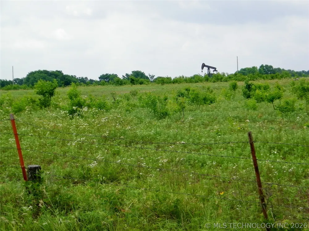 24148 E County Road 1670 Elmore City, OK 73433