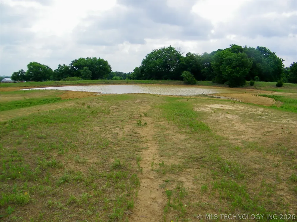 24148 E County Road 1670 Elmore City, OK 73433
