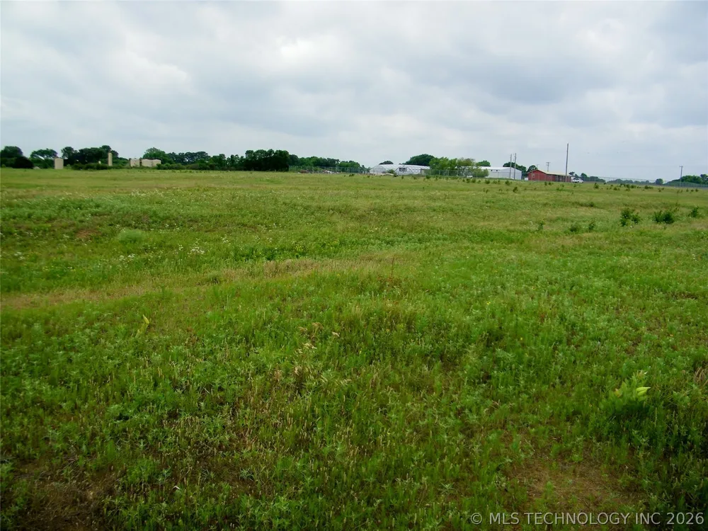 24148 E County Road 1670 Elmore City, OK 73433