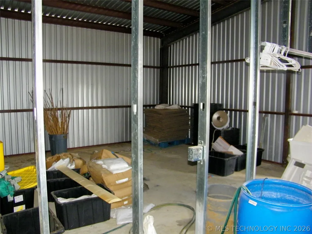 24148 E County Road 1670 Elmore City, OK 73433