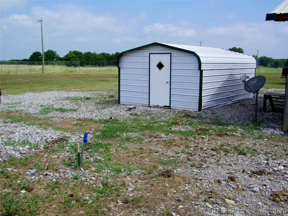 24148 E County Road 1670 Elmore City, OK 73433