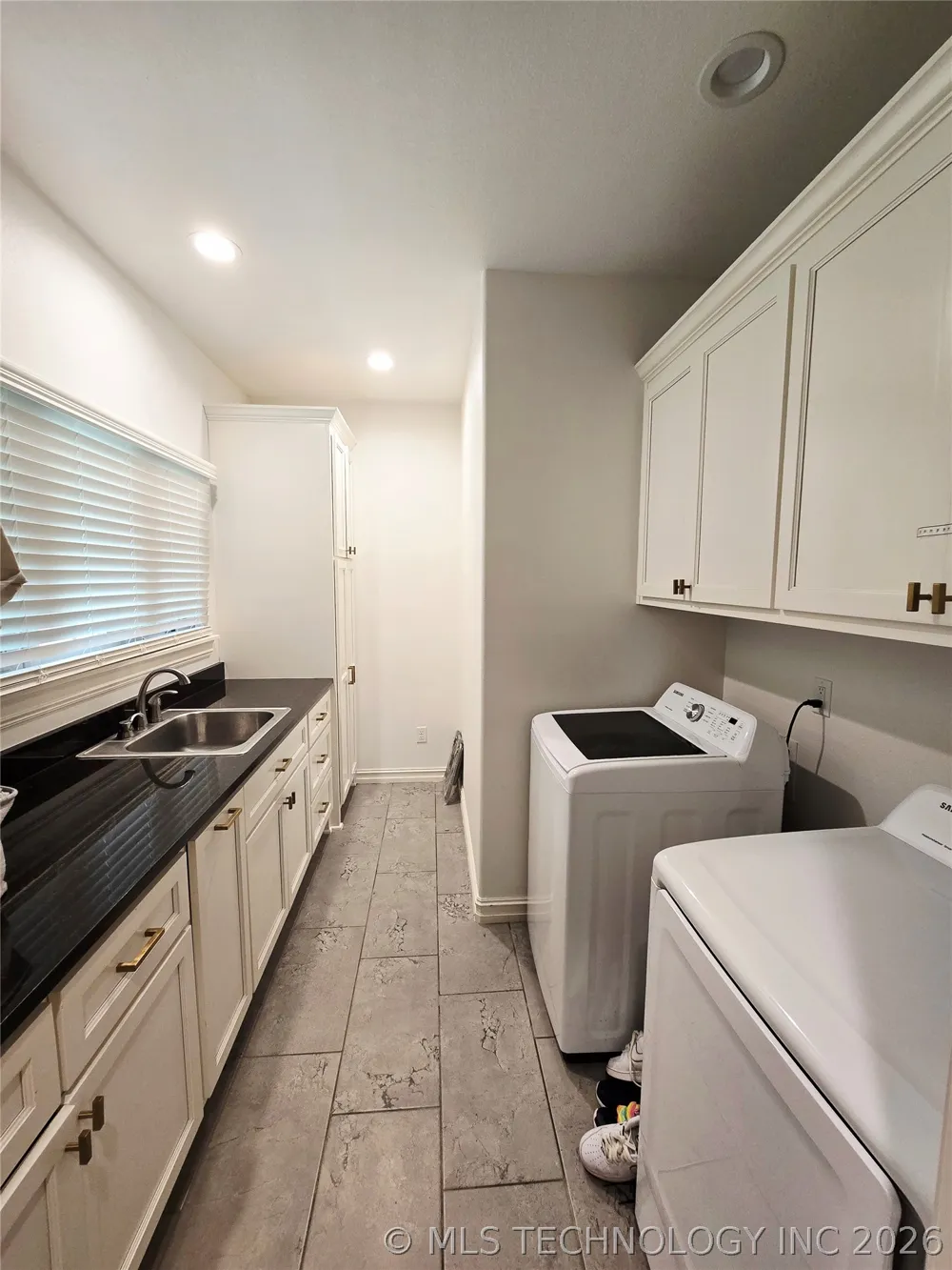 1715 W Blue Starr Drive Claremore, OK 74017