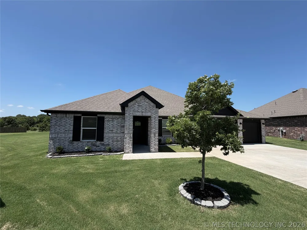 1507 Bluestem Drive Bartlesville, OK 74006
