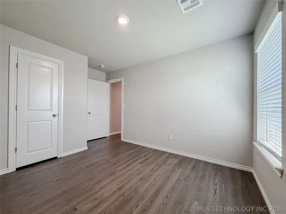 1507 Bluestem Drive Bartlesville, OK 74006