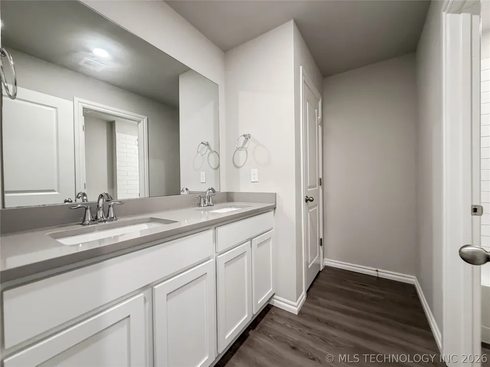 1507 Bluestem Drive Bartlesville, OK 74006