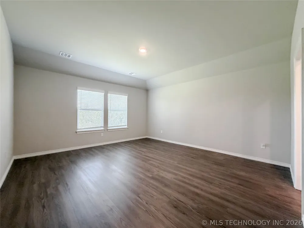 1507 Bluestem Drive Bartlesville, OK 74006