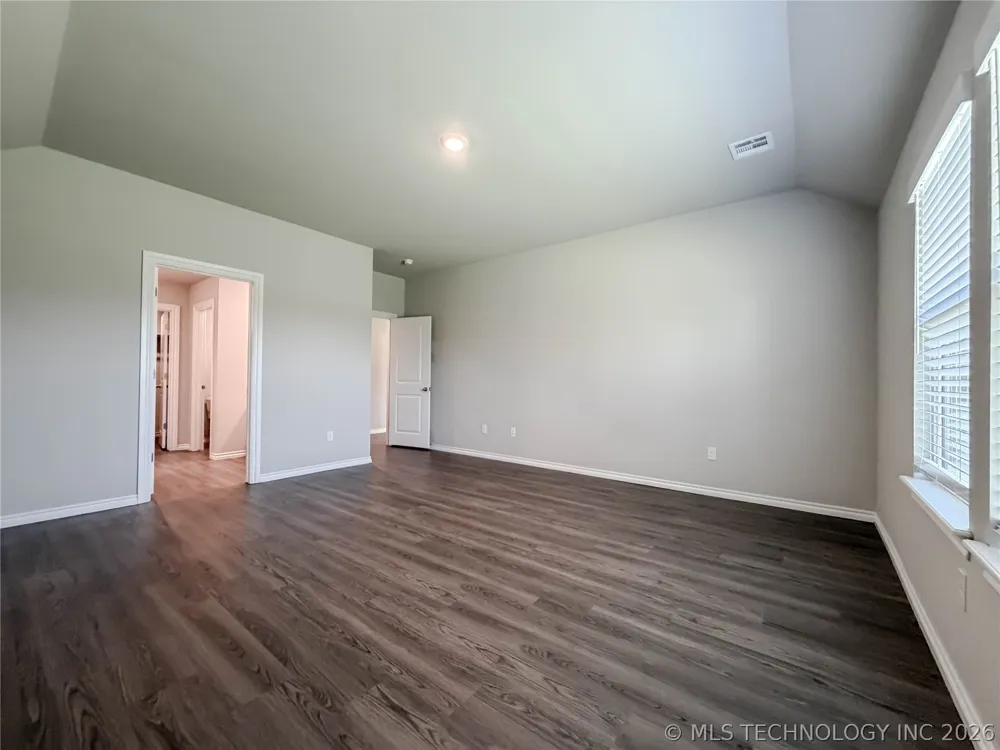 1507 Bluestem Drive Bartlesville, OK 74006