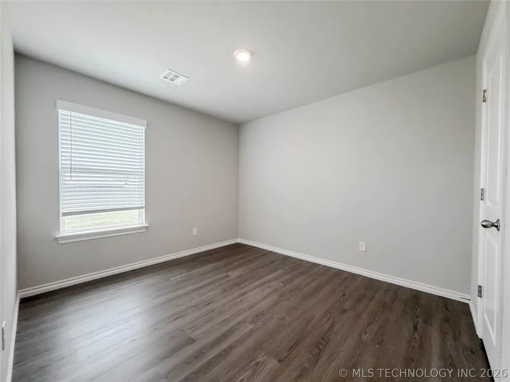 1507 Bluestem Drive Bartlesville, OK 74006