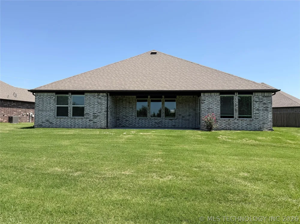 1507 Bluestem Drive Bartlesville, OK 74006