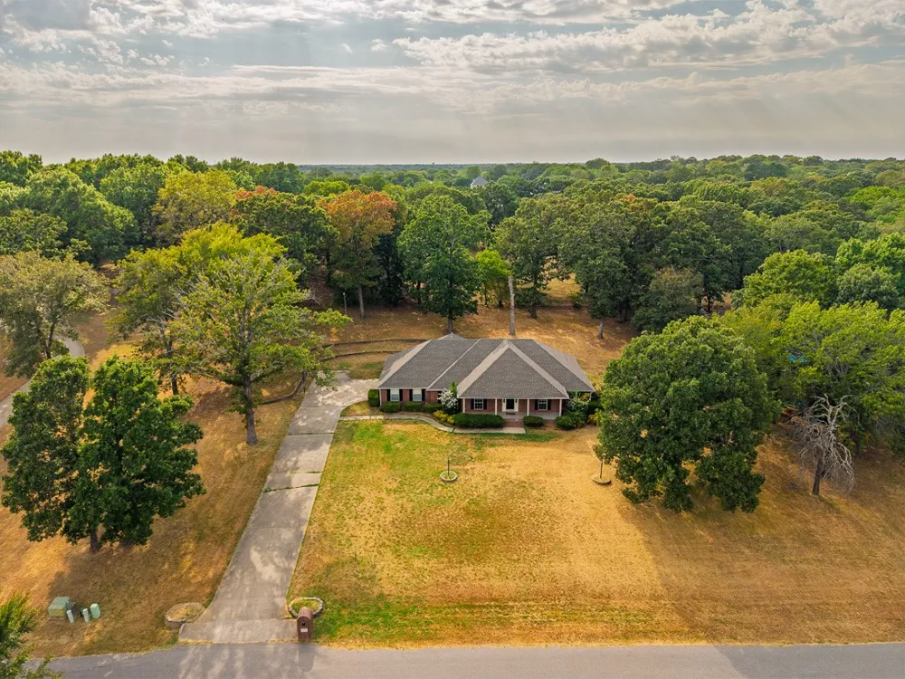 5353 Stonebriar Durant, OK 74701