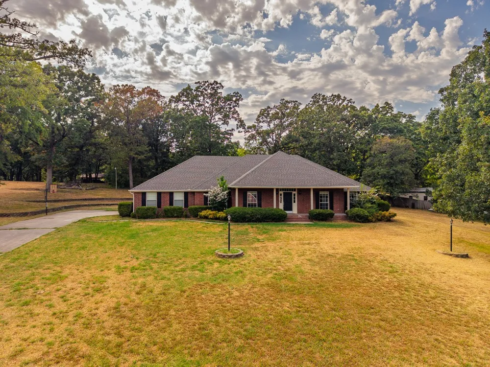 5353 Stonebriar Durant, OK 74701