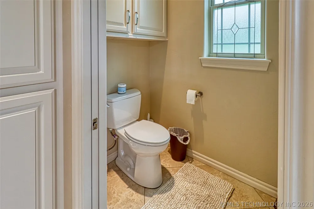 124 Walnut Ridge Eufaula, OK 74432