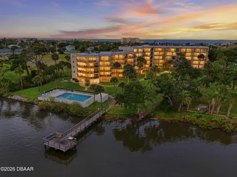 944 S Peninsula Drive #501