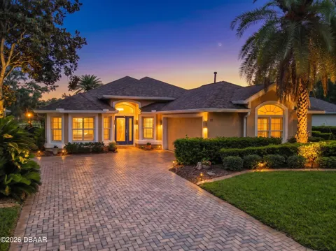 10 Acclaim At Lionspaw