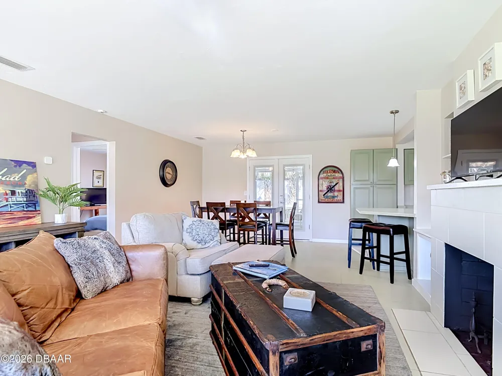 1621 Oleander Avenue Daytona Beach, FL 32118