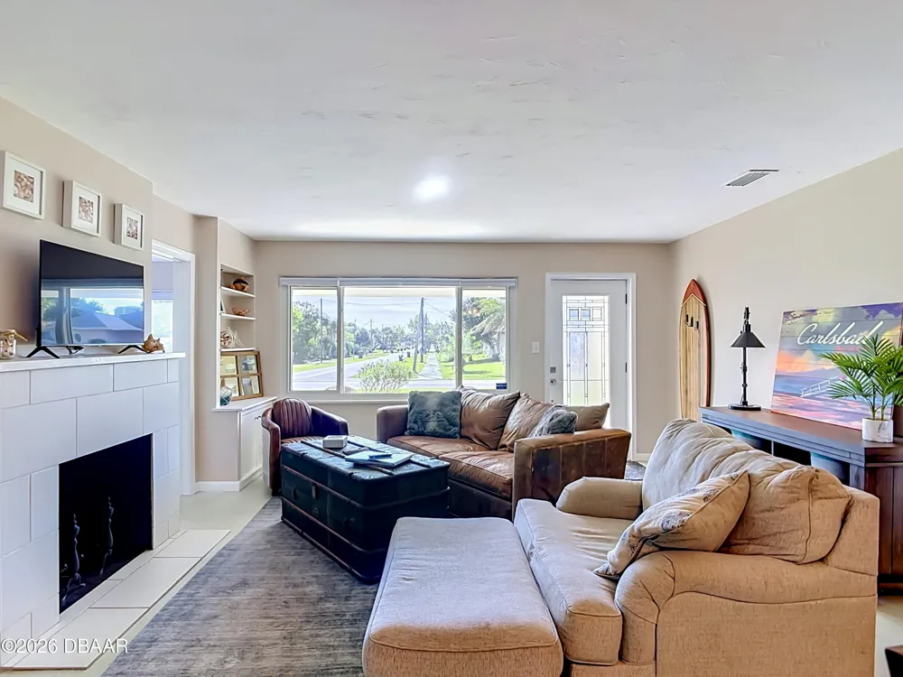 1621 Oleander Avenue Daytona Beach, FL 32118