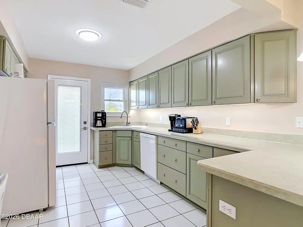 1621 Oleander Avenue Daytona Beach, FL 32118