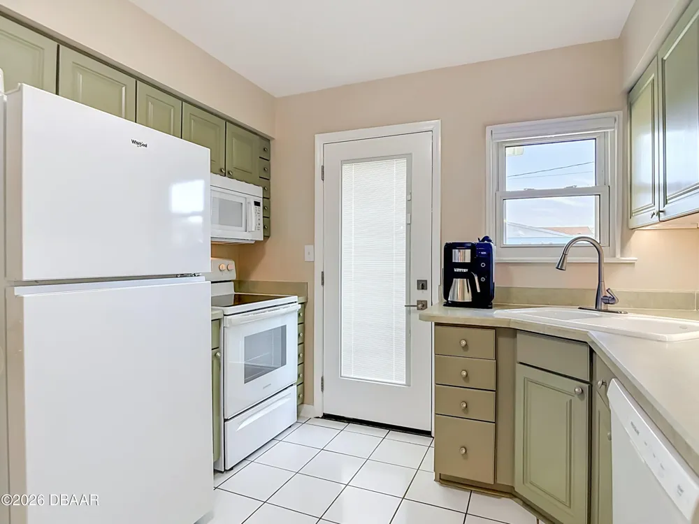 1621 Oleander Avenue Daytona Beach, FL 32118